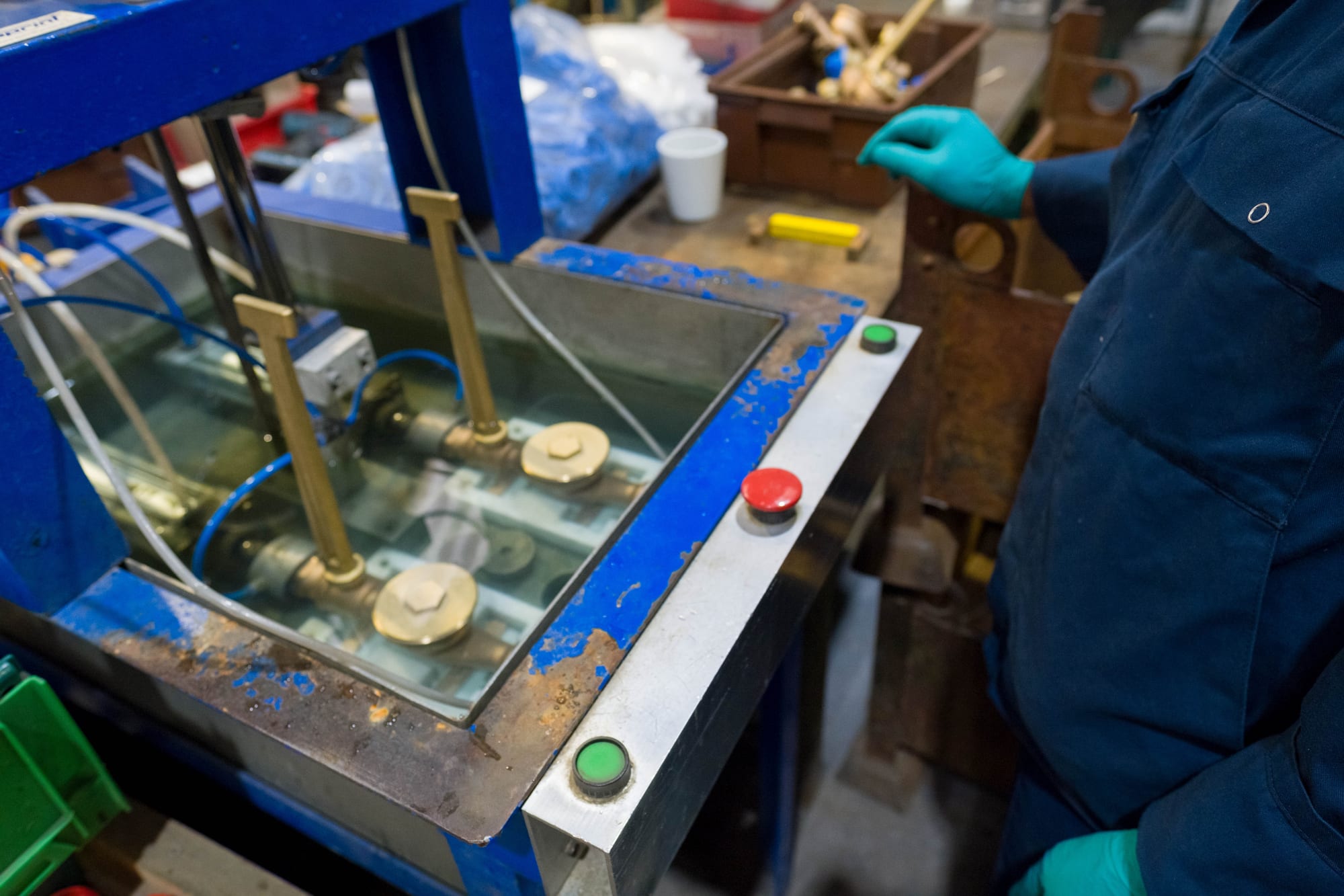 A fitting undergoing 100% testing on the production line